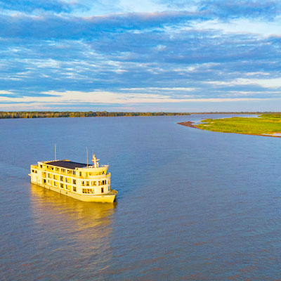 Descubre Loreto a bordo de un lujoso crucero y navega hacia un destino lleno de naturaleza