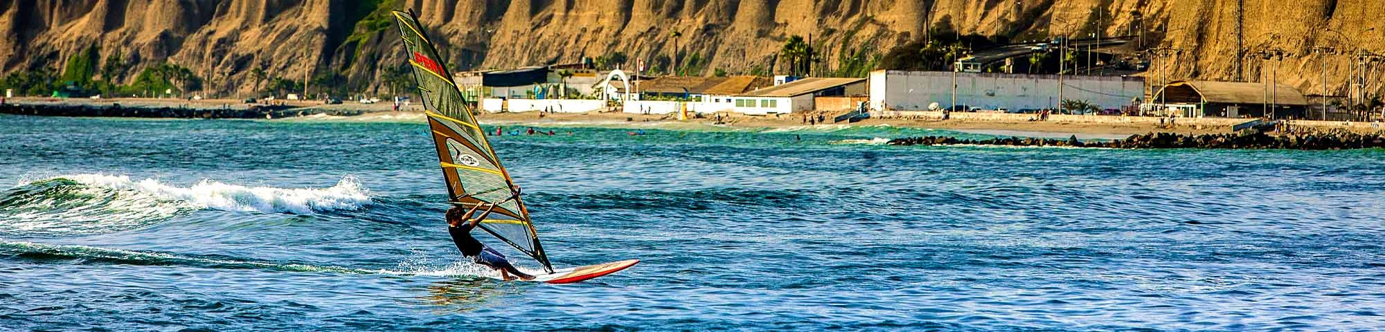 MINSA no contempla el cierre de playas por gripe aviar en Perú