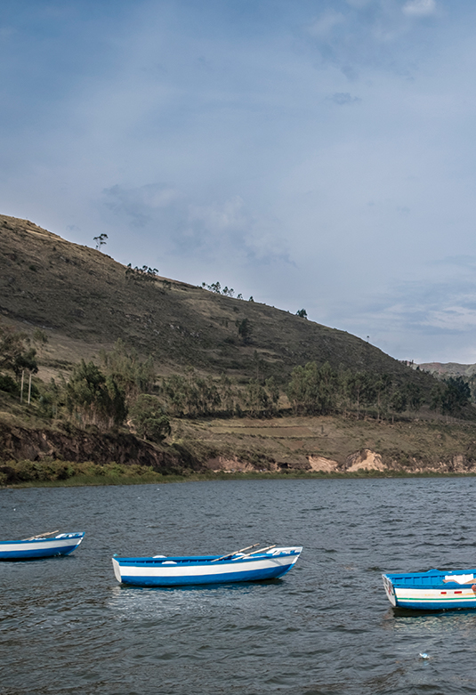Laguna de Pacucha y Complejo Arqueológico de Sóndor