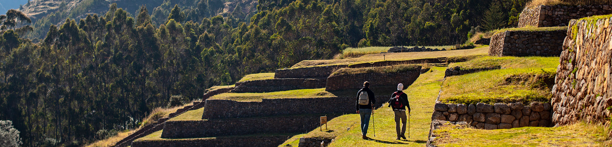 Poblado y Centro Arqueológico de Chinchero
