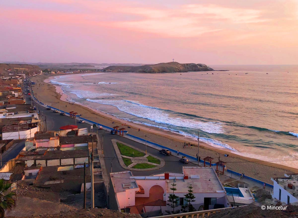 Lugares turísticos de Moquegua- Malecón de Ilo