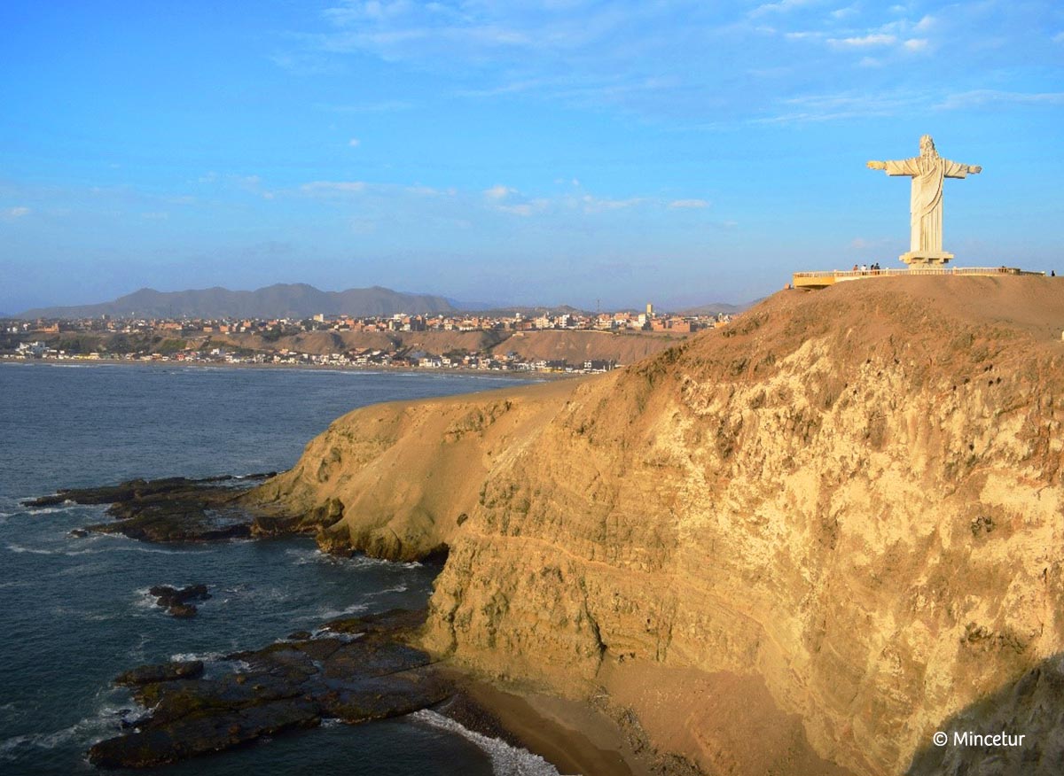 Lugares turísticos de Moquegua- Malecón de Ilo