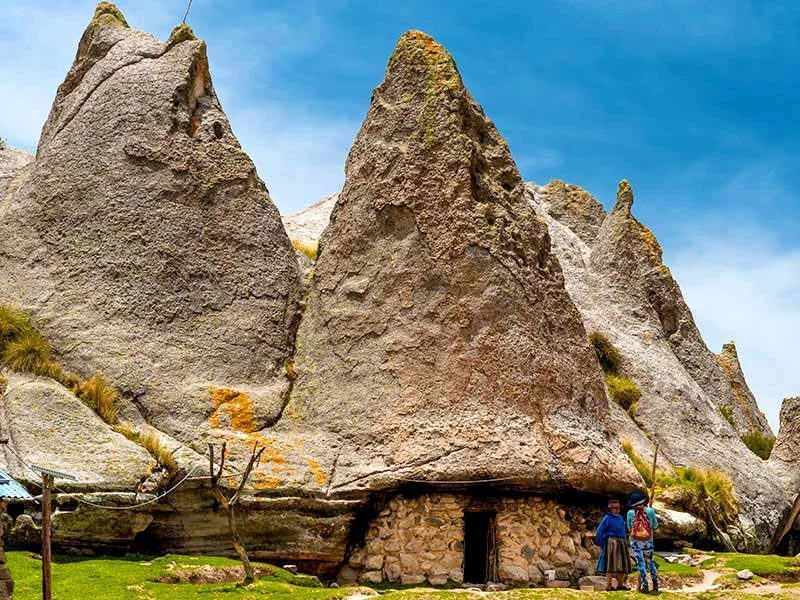 Ruta Pampachiri y la casa de los Pitufos